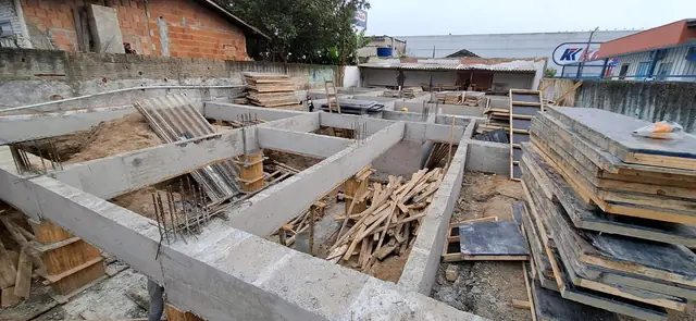 Fundação em execução, foto de 03/08/2026